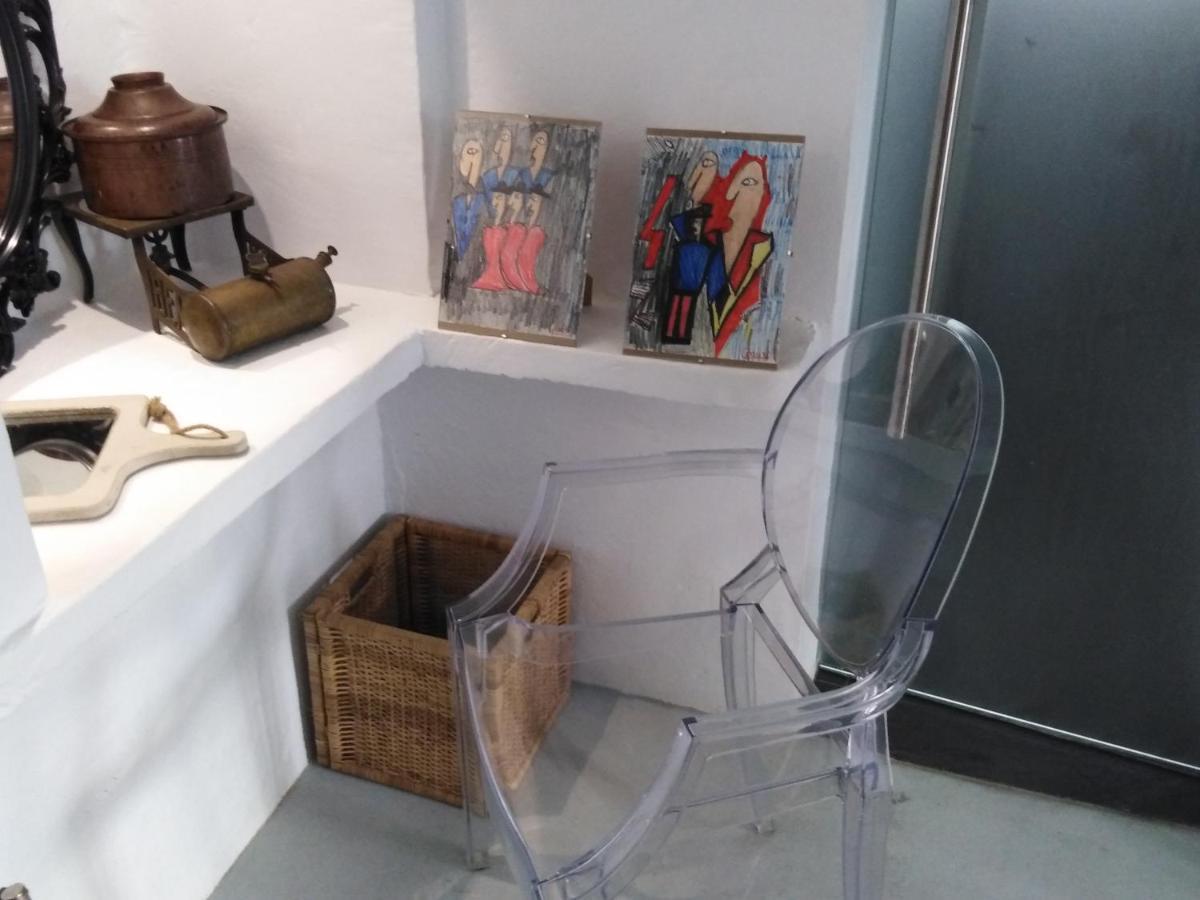 Amo Folegandros Apartman Karavosztászisz Kültér fotó